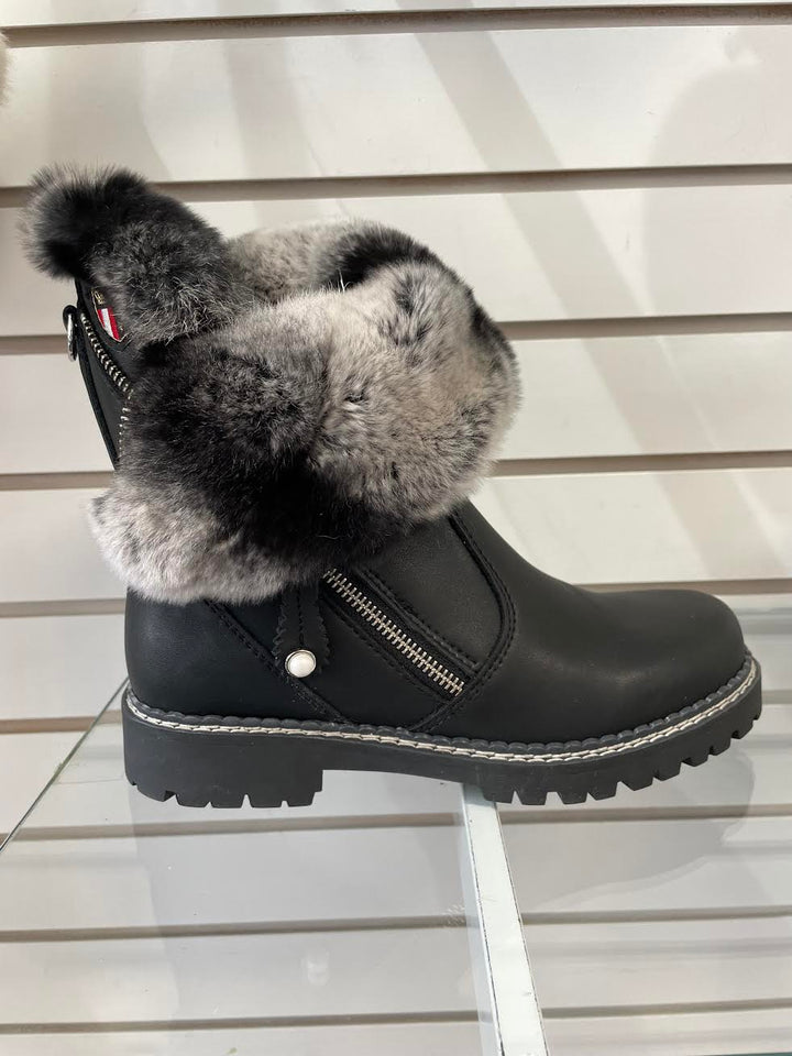 JULIA LEATHER ZIP W/FUR COLLAR BY NEW ITALIA SHOES