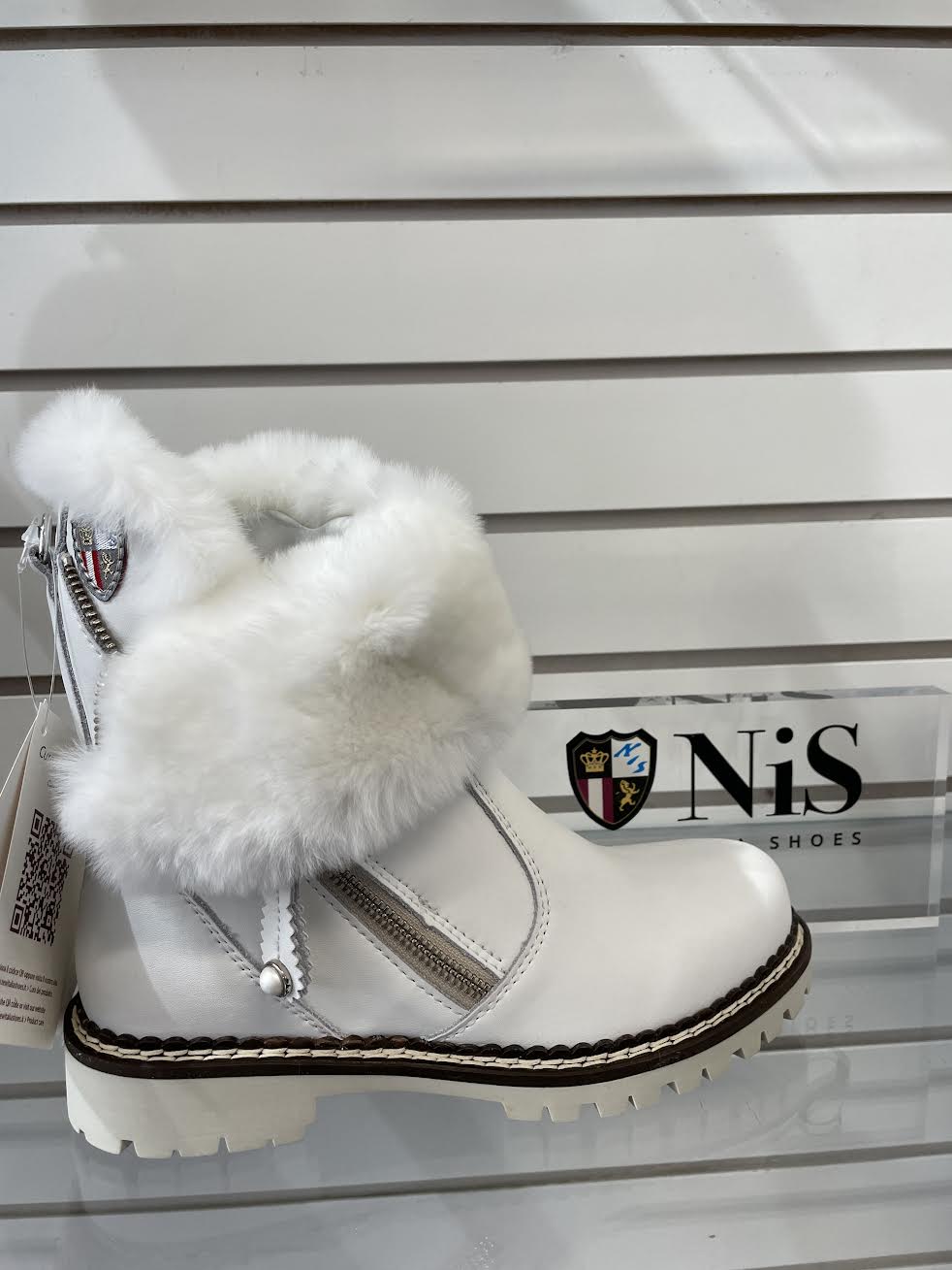 JULIA LEATHER ZIP W/FUR COLLAR BY NEW ITALIA SHOES