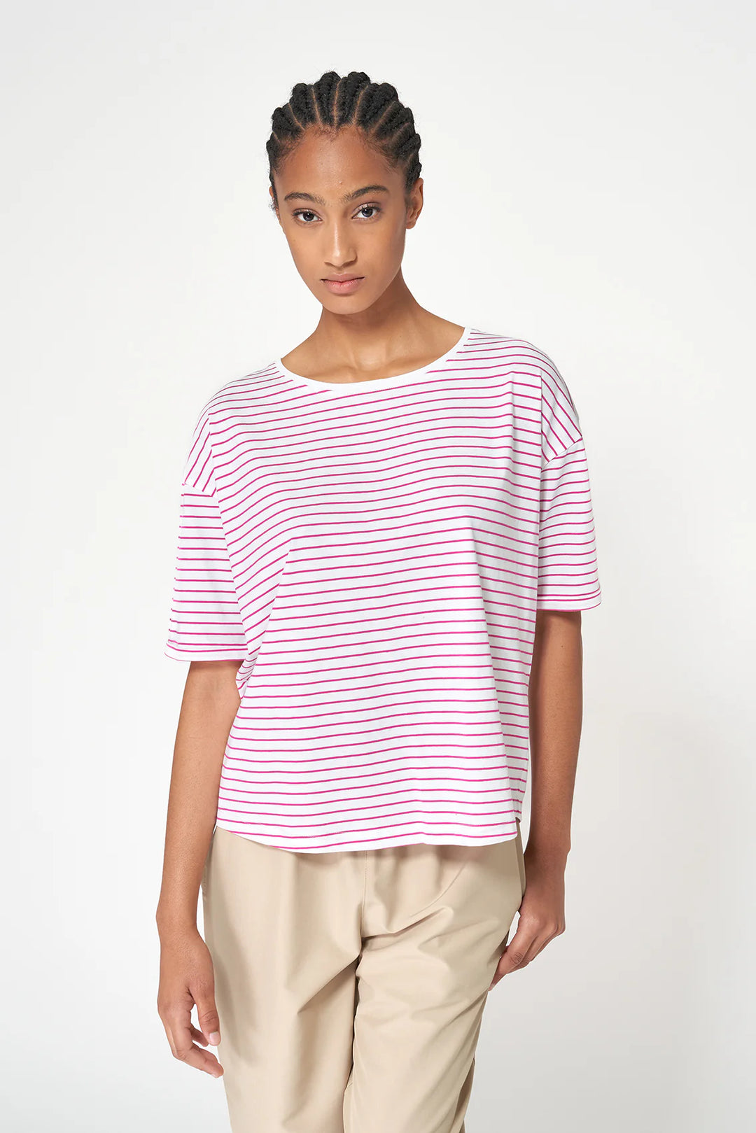 ROUND NECK DROPPED SHOULDER TEE A2617 BY BATELA